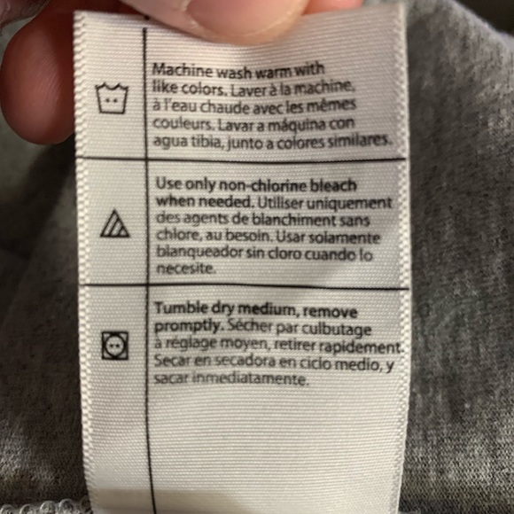 NWOT Men’s Carhartt T-shirt - Picture 5 of 5